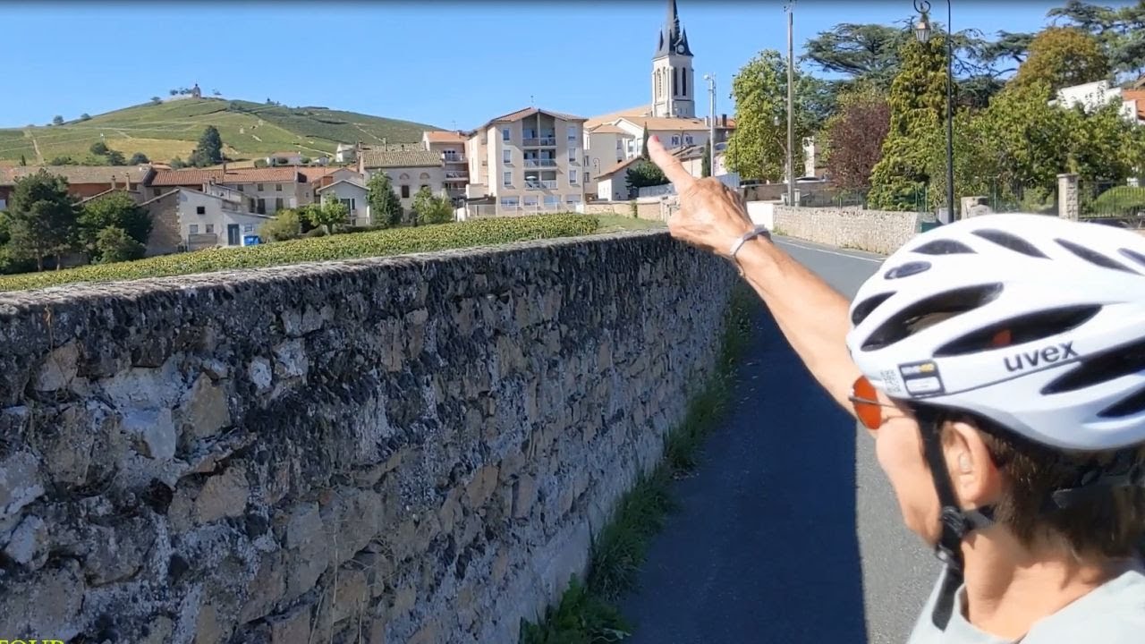 TEM ON TOUR, Video 114. Over de golvende wijngaarden van de Beaujolais.