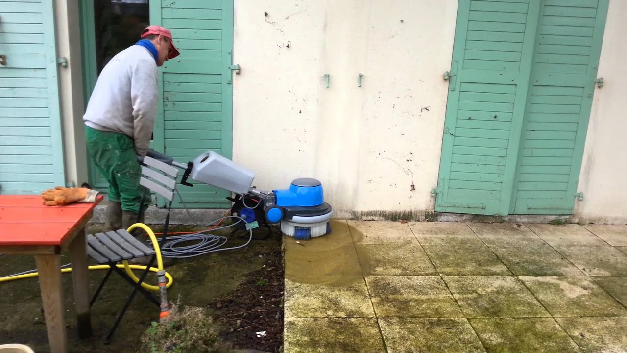 Brossage mécanique pour terrasse et allées
