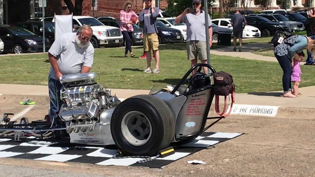 Old School Dragster Startup
