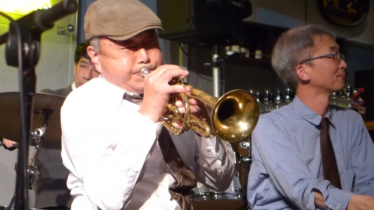 I'm In The Market For You - New Orleans Jazz Hounds