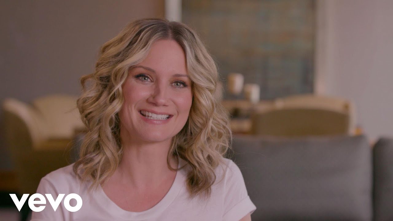 Jennifer Nettles - What’s In My Room brought to you by Marriott Rewards