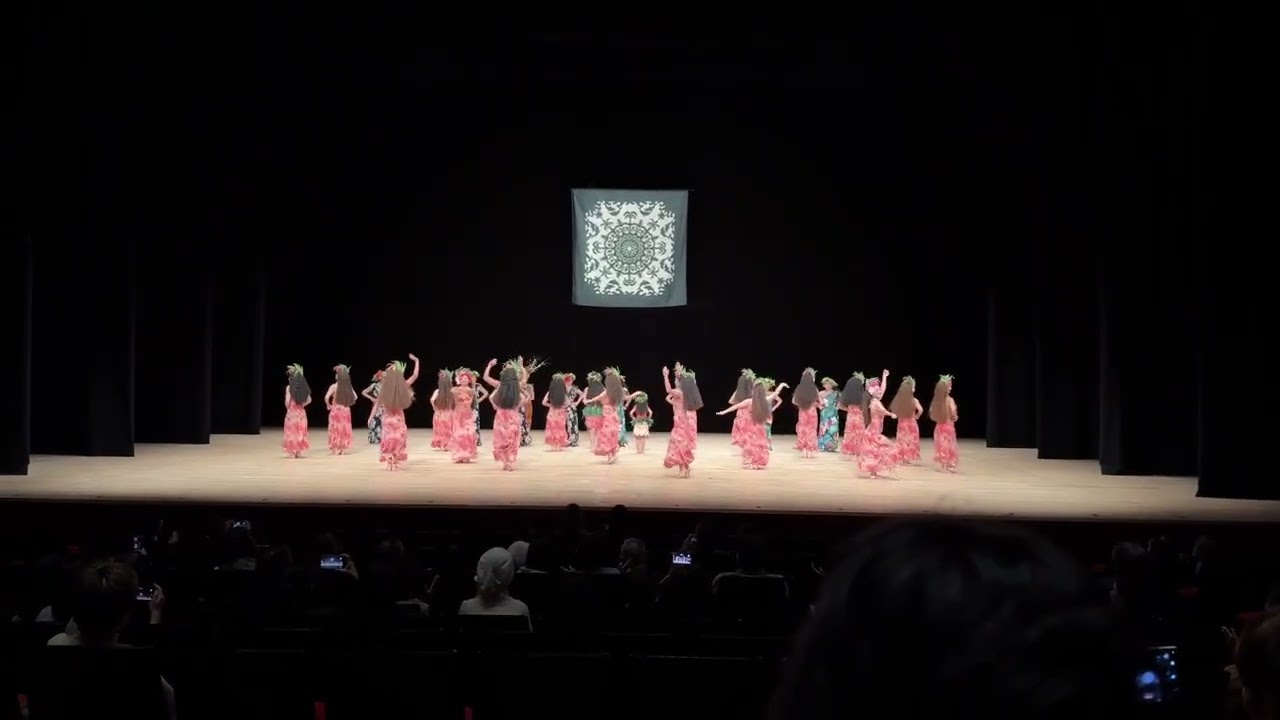 784990898 975886