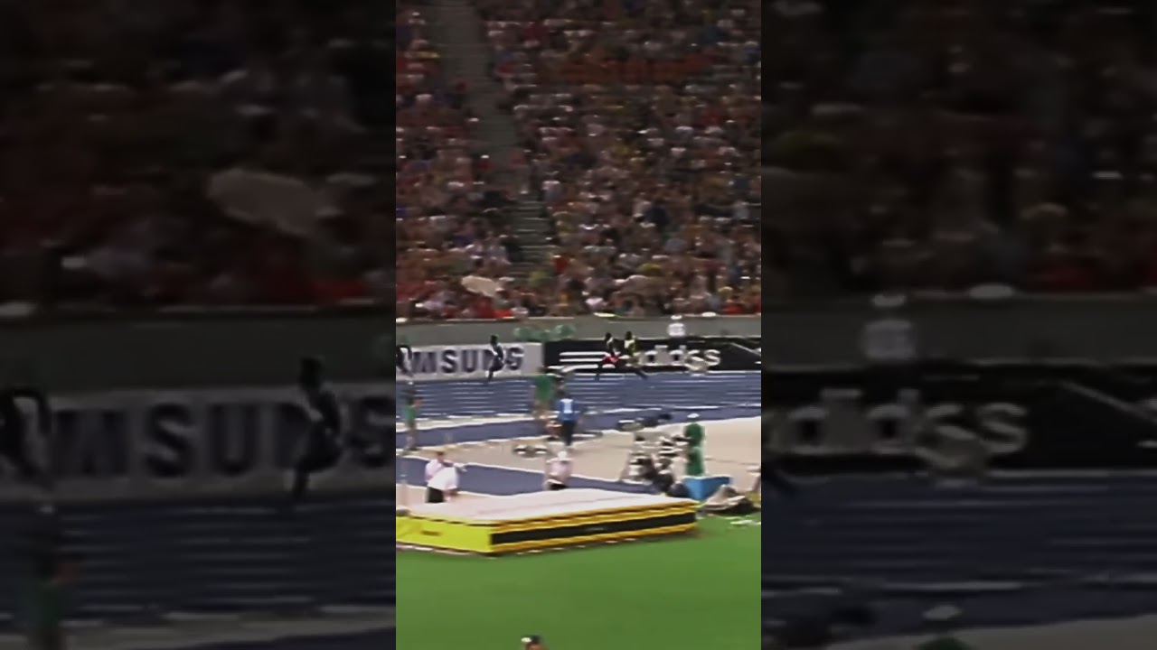 Usain Bolt&rsquo;s 200m world record 19.19🤯 #worldrecord #track #usainbolt #viral