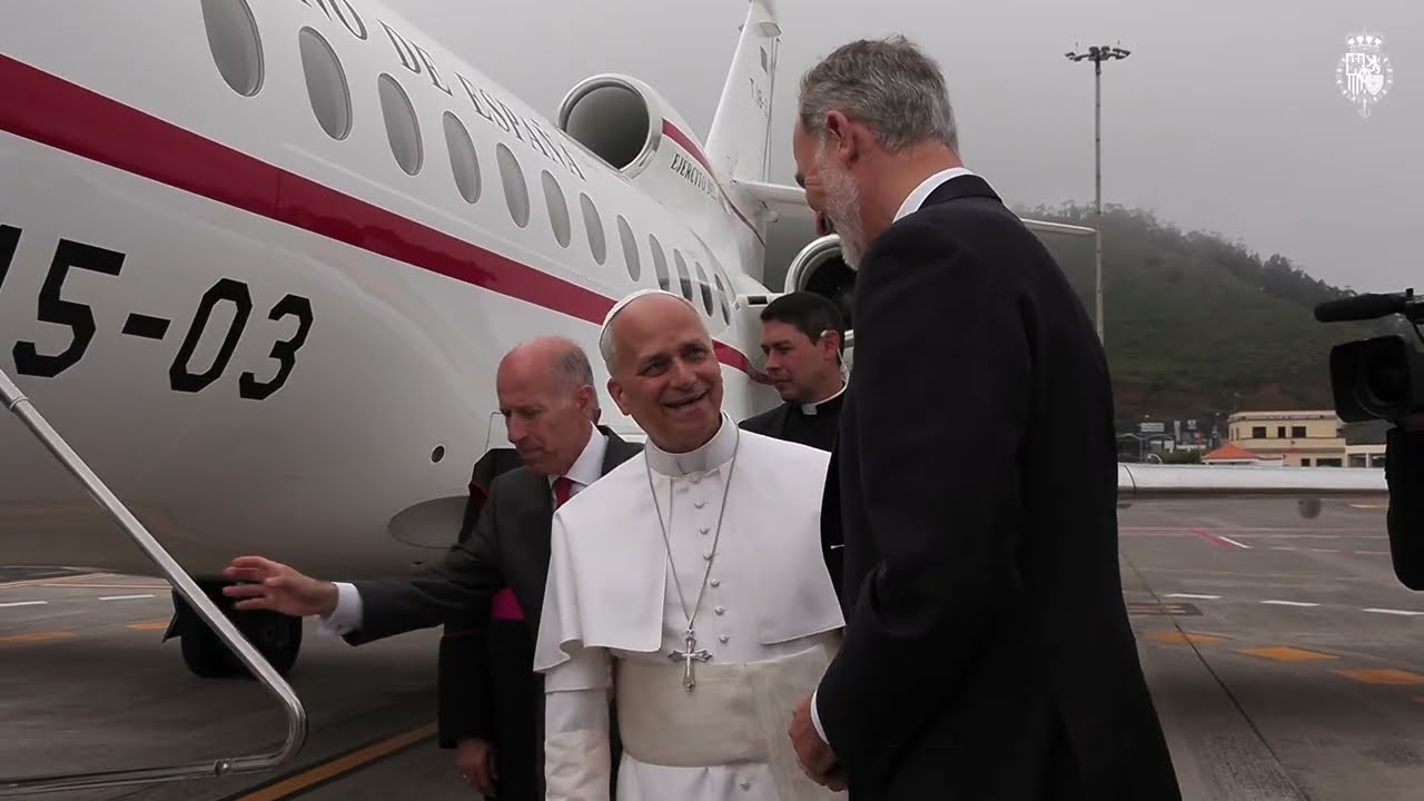 King Felipe loans Pope Leo his plane