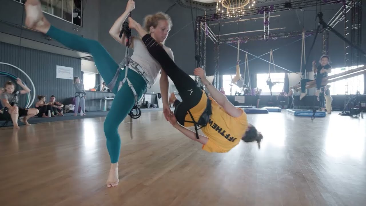 EADF Low fly harness AKA aerial dance harness TITLE | Gravity & Levity