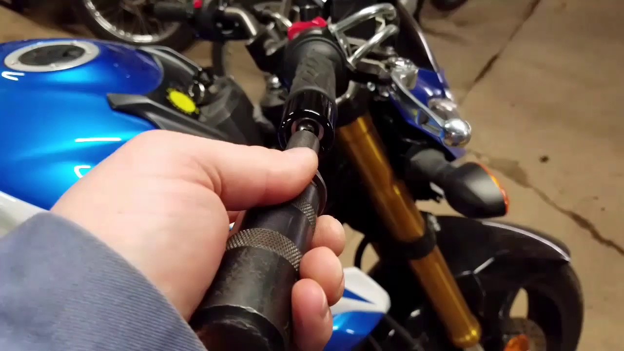 GSX-S750 Bar End Mirror Install