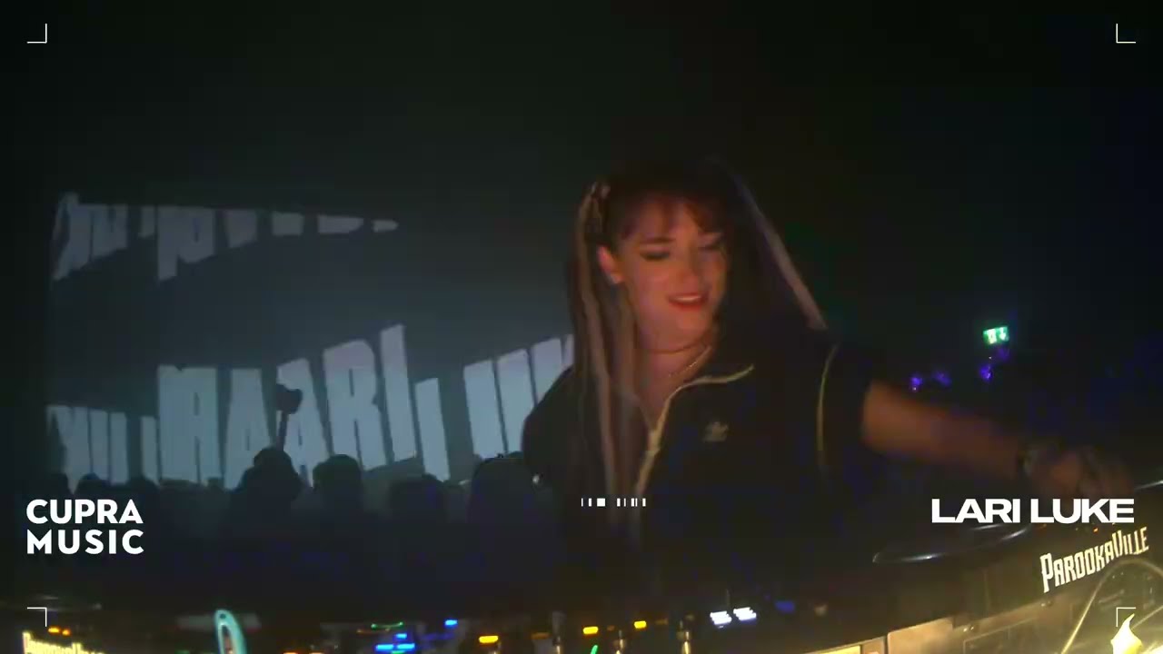 LARI LUKE - Live at Parookaville - Whacky Shack