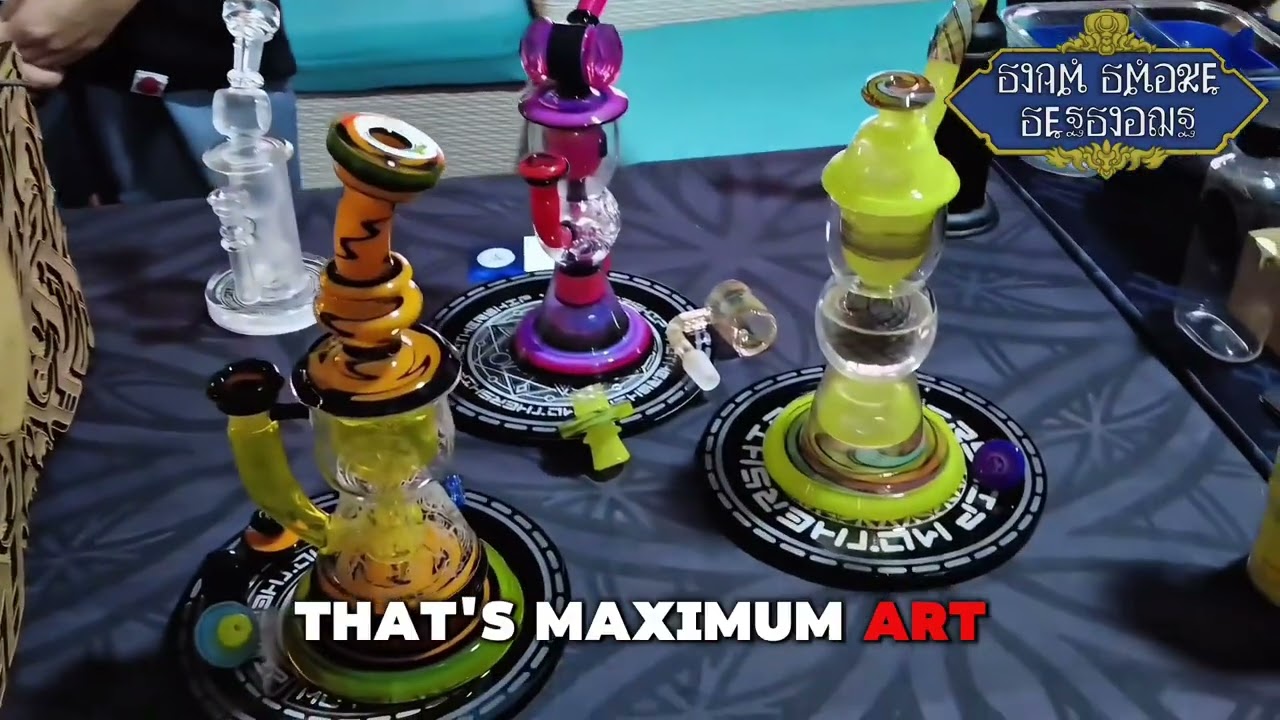 I Found a $45,000 Mothership Glass Piece at Thailand&rsquo;s FullMoon Sesh!