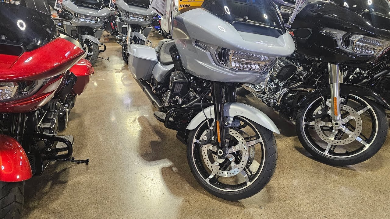 Taking Delivery Of My New 2025 Harley-Davidson Road Glide 💪🫡😃 