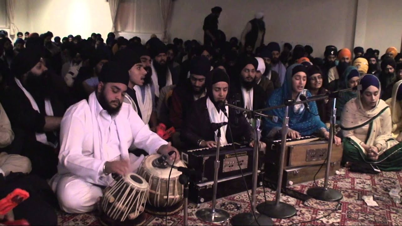 Coventry Rhensabhi December 2012 - Bhenji Bhinderpal Kaur | Shabad Gurbani Keertan