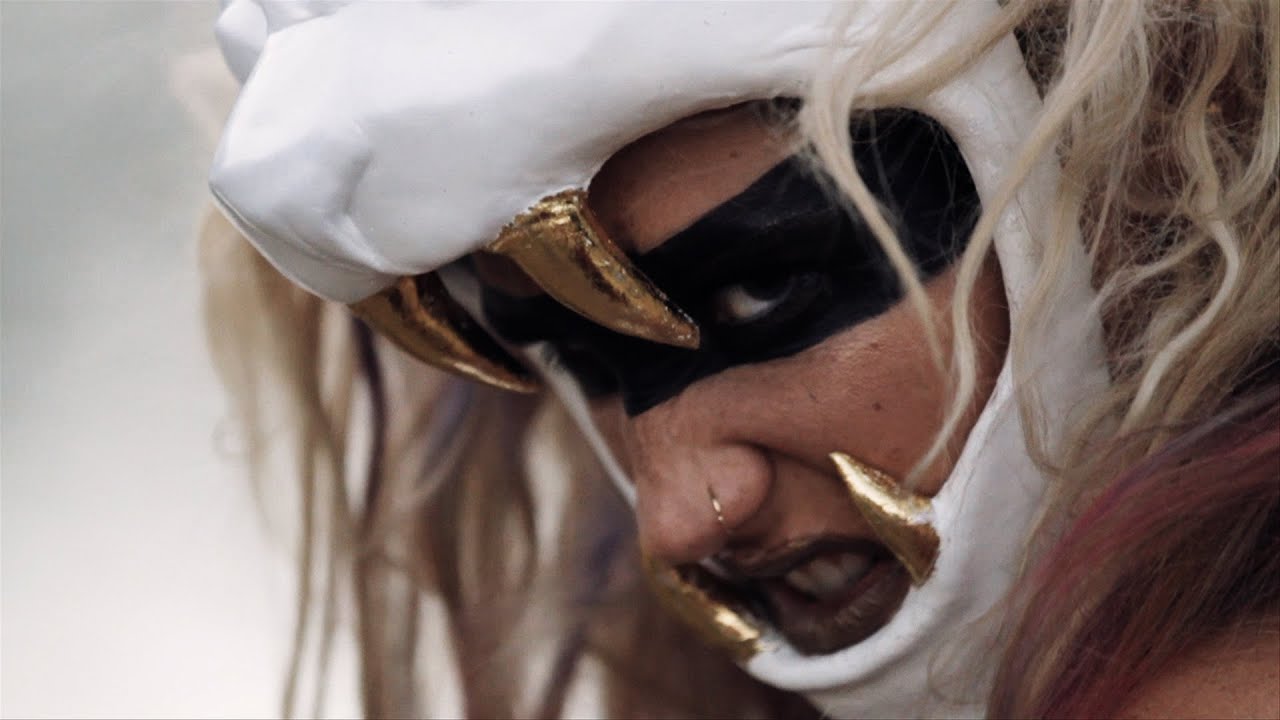 Behind The Scenes At Ke$ha's Photo Shoot