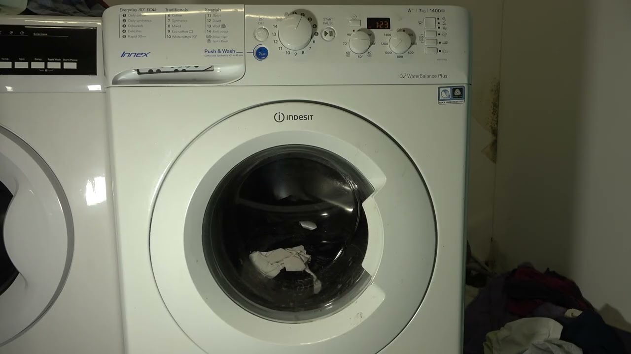 Everyday 30'c Eco synthetics / Indesit Innex BWD71453W 7kg Washing machine