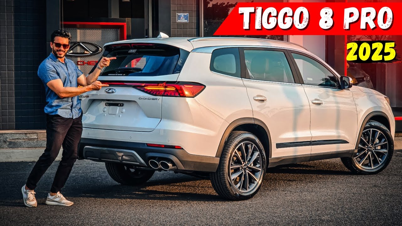 TIGGO 8 PRO 2025 no branco pérola