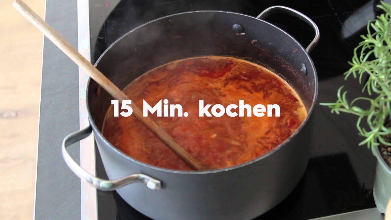 WIENER K&uuml;che: Erd&auml;pfelgulasch