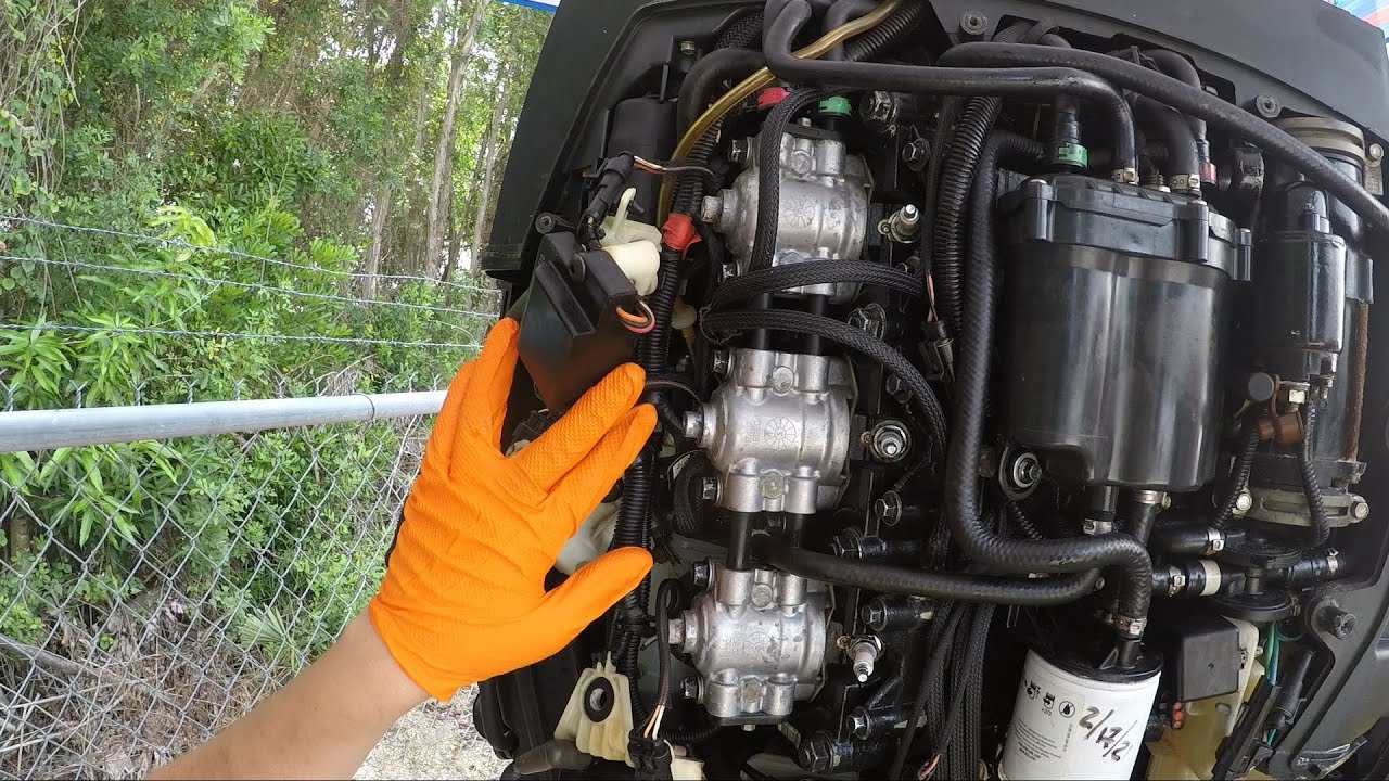 Ремонт топливной форсунки Evinrude E-TEC G2