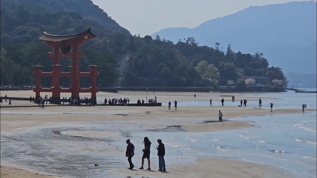 Itsukushima & Hiroshima