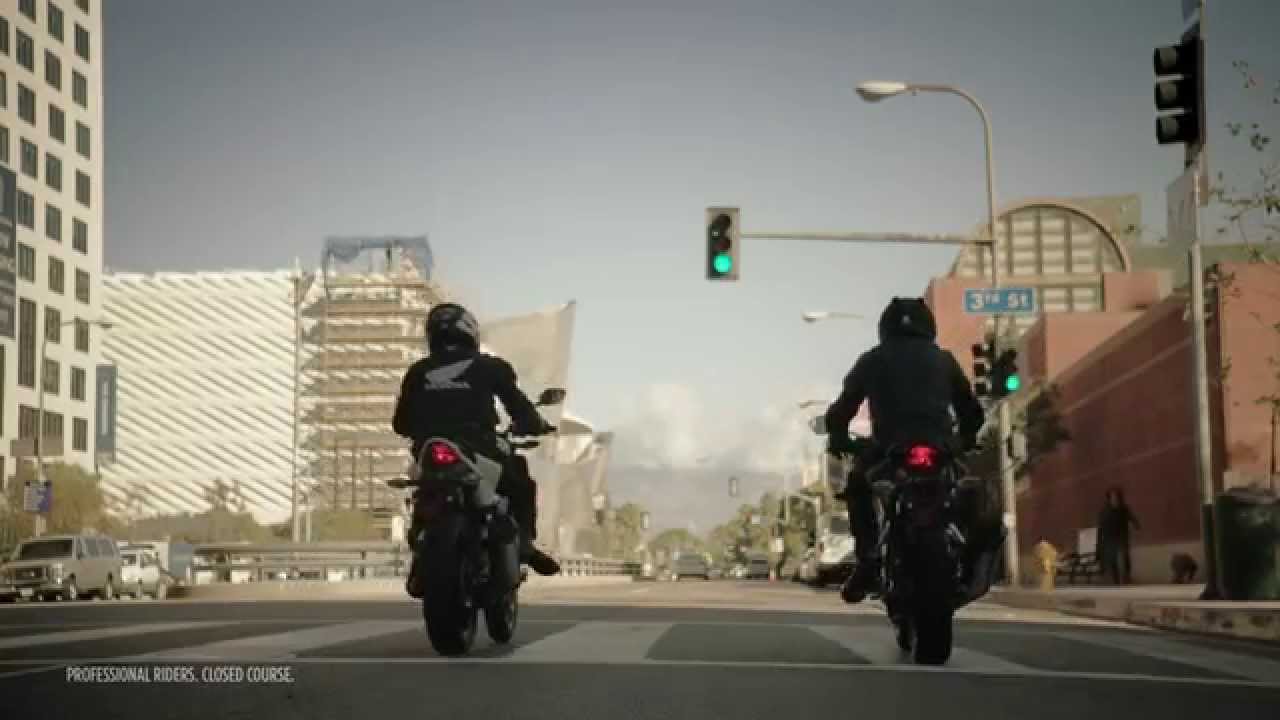 Honda CBR300R - Enter the World of CBR