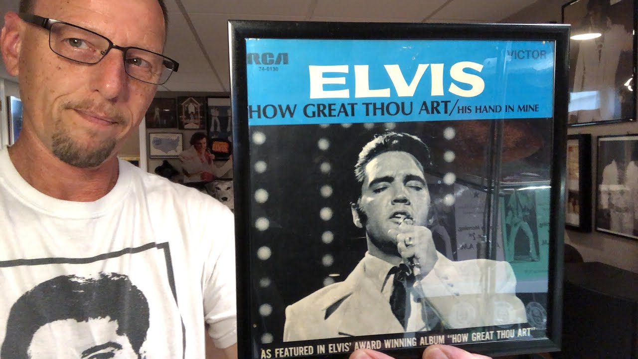 Elvis Presley 1960’s RCA 45 RPM Picture Sleeve Record Collection. The King’s Court