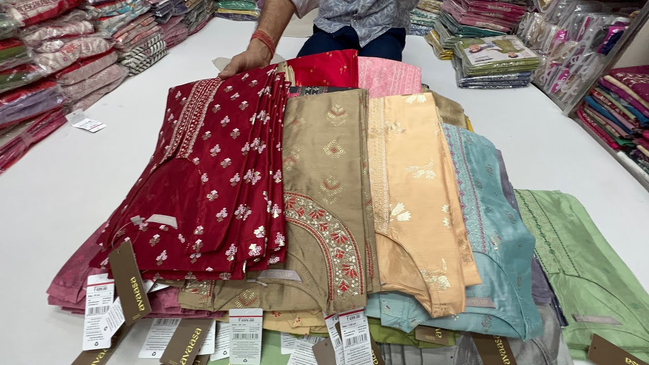 92/-Branded kurtis shop in chickpet Bangalore💃 leggings,avassa,fusion,dhuni kurtis S to 3XL