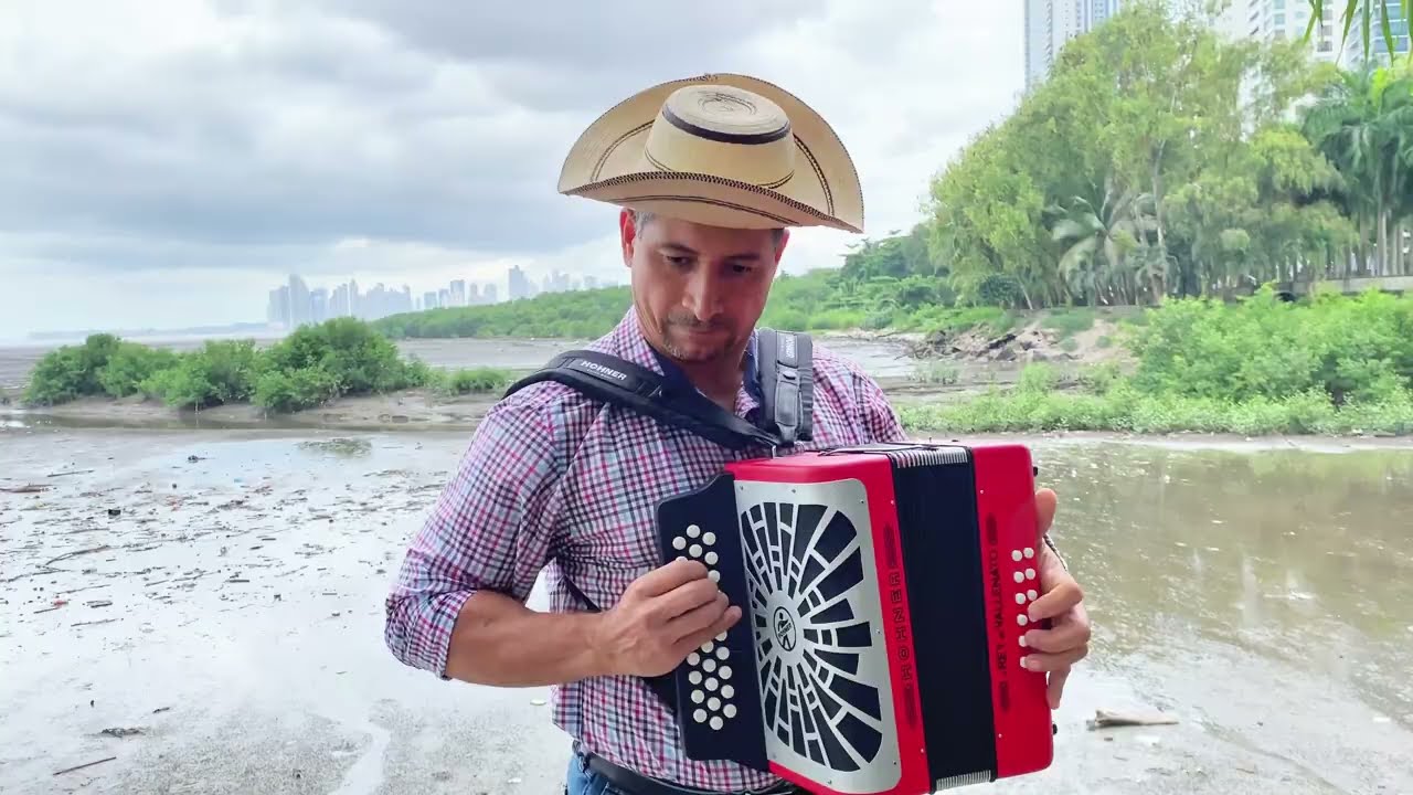 Así es mi destino - Música: Chico Ramírez - Letra: Cristian Santamaría - Por: Ramón Saldaña V.