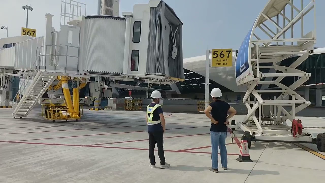 The most advanced Automatic Passenger Boarding Bridge,produced by CIMC TIANDA!!!