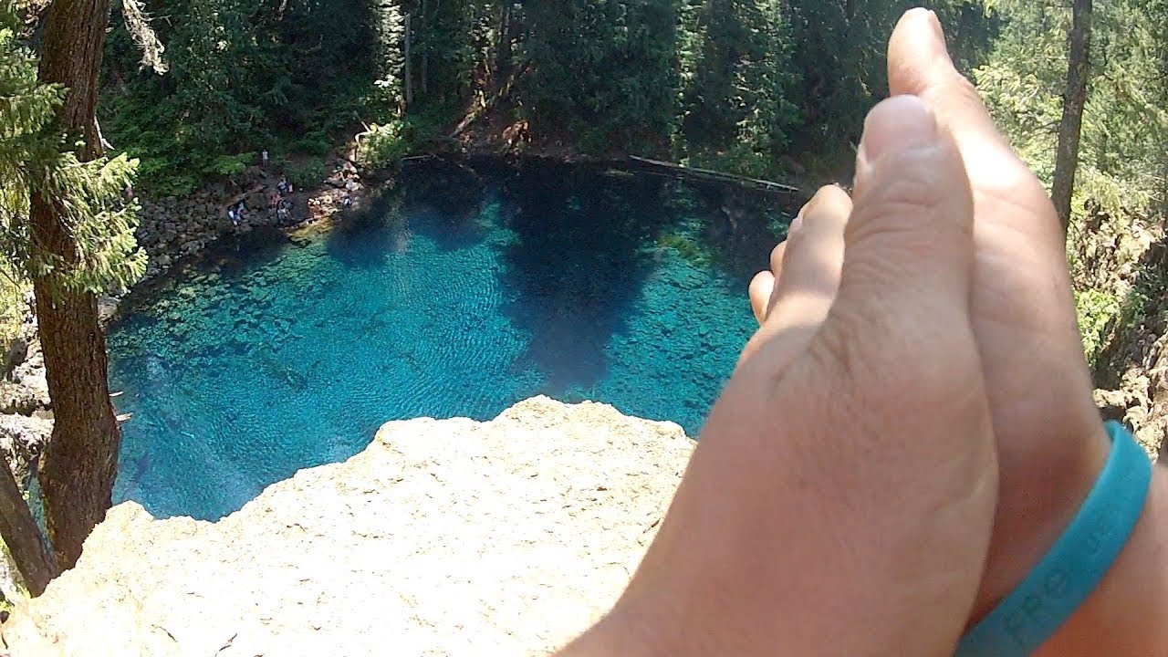 Tamolitch Blue Pools Oregon - 75 foot jump