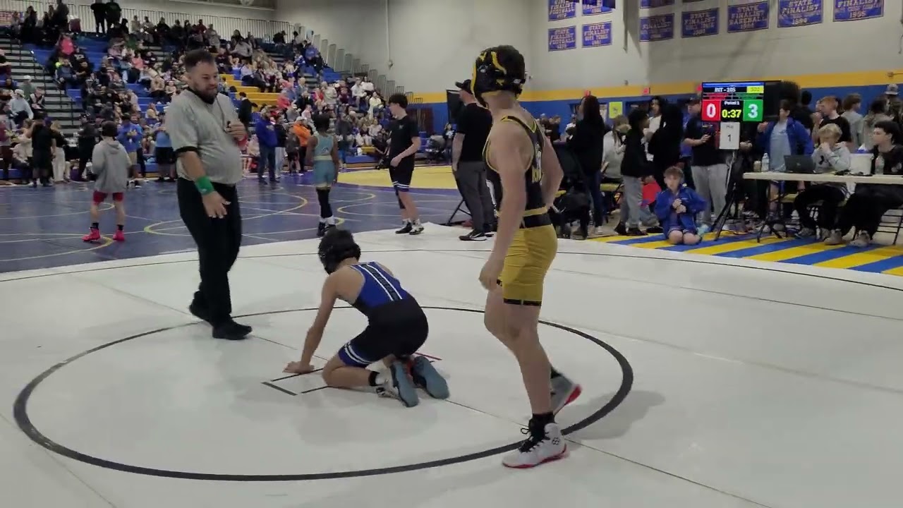 Rocky v Gavin Jadwin/Jr Seahawks, Rocky pin