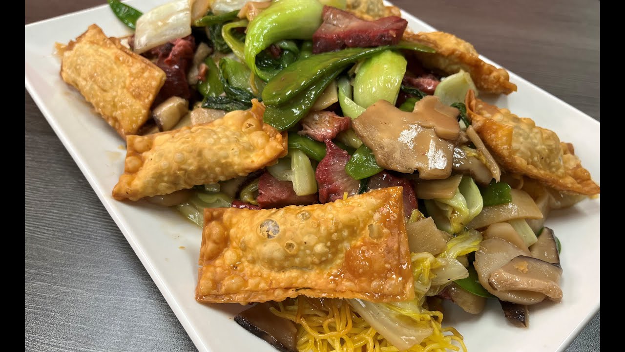 Kung Hei Fat Choy!- Crispy Gau Gee with Cake Noodle