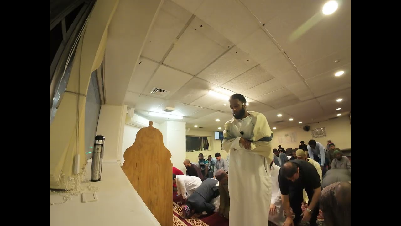 Tarawahi prayers by Qiraa Bilal Mamme @Newtown masjid on 129Riddiford st,media by midnight Barbara. 