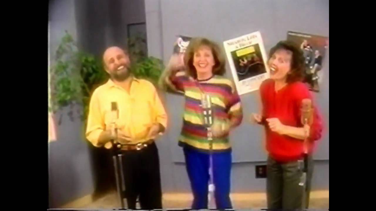Sharon Lois & Bram Unbirthday Song - Music Video