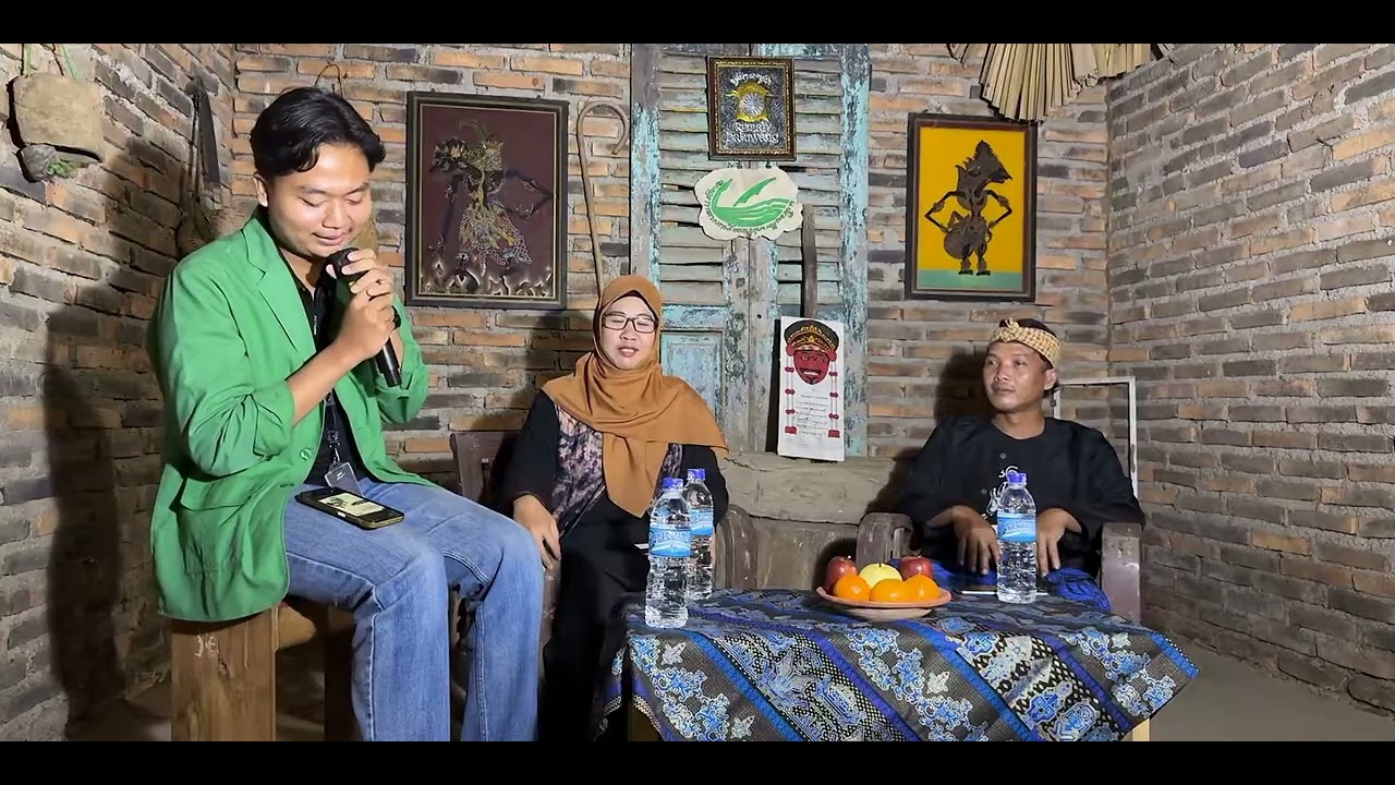 Pelestarian Aksara Jawa dan Kertas Daluan