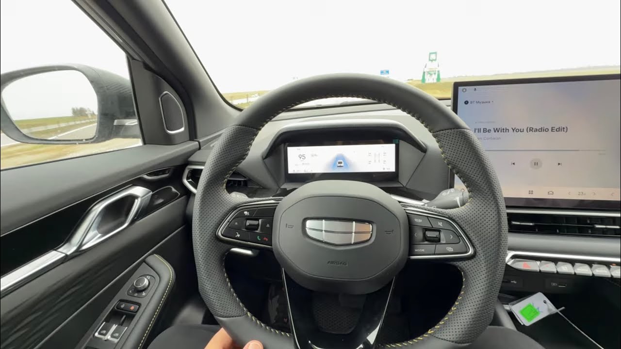 Geely Coolray 2025 из Китая. Разница поколений - обзор.