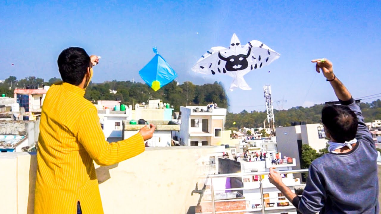BASANT PANCHMI AAJ AAGYA MAZZA | DESI KITE FLYING 😂 FULL PATANBAAZI 😜