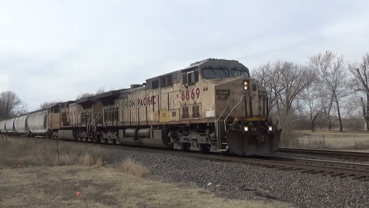 Manifest Train Headed East