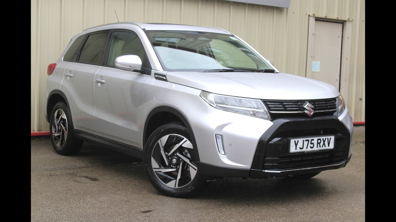 YJ75RXV 2025 Suzuki Vitara AllGrip in Silver.