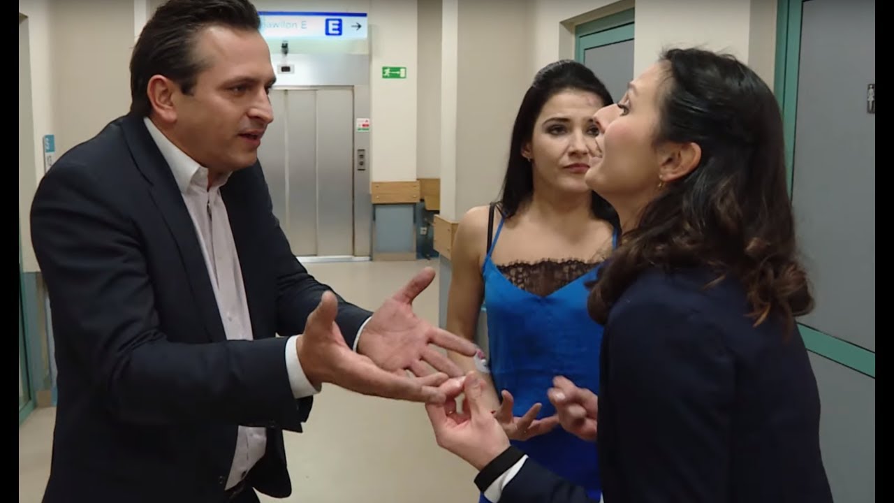 Wyznała mu miłość na oczach jego żony! [Szpital odc. 786]