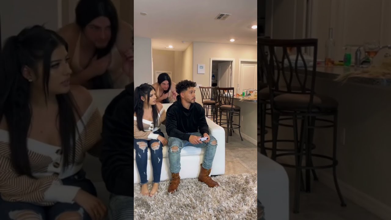 HAND SWITCH PRANK! 😳🤣 #shorts