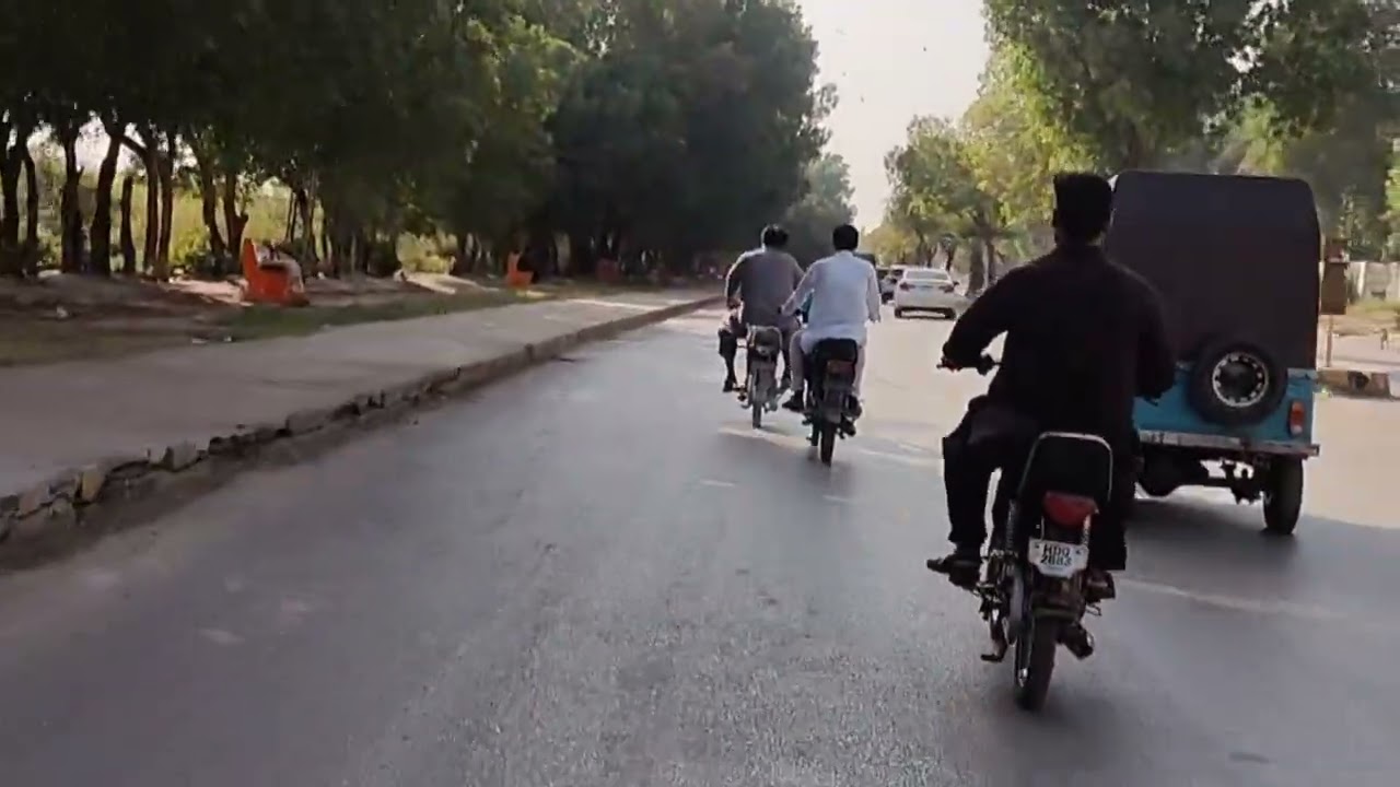 Hyderabad Thandi Sarak Road