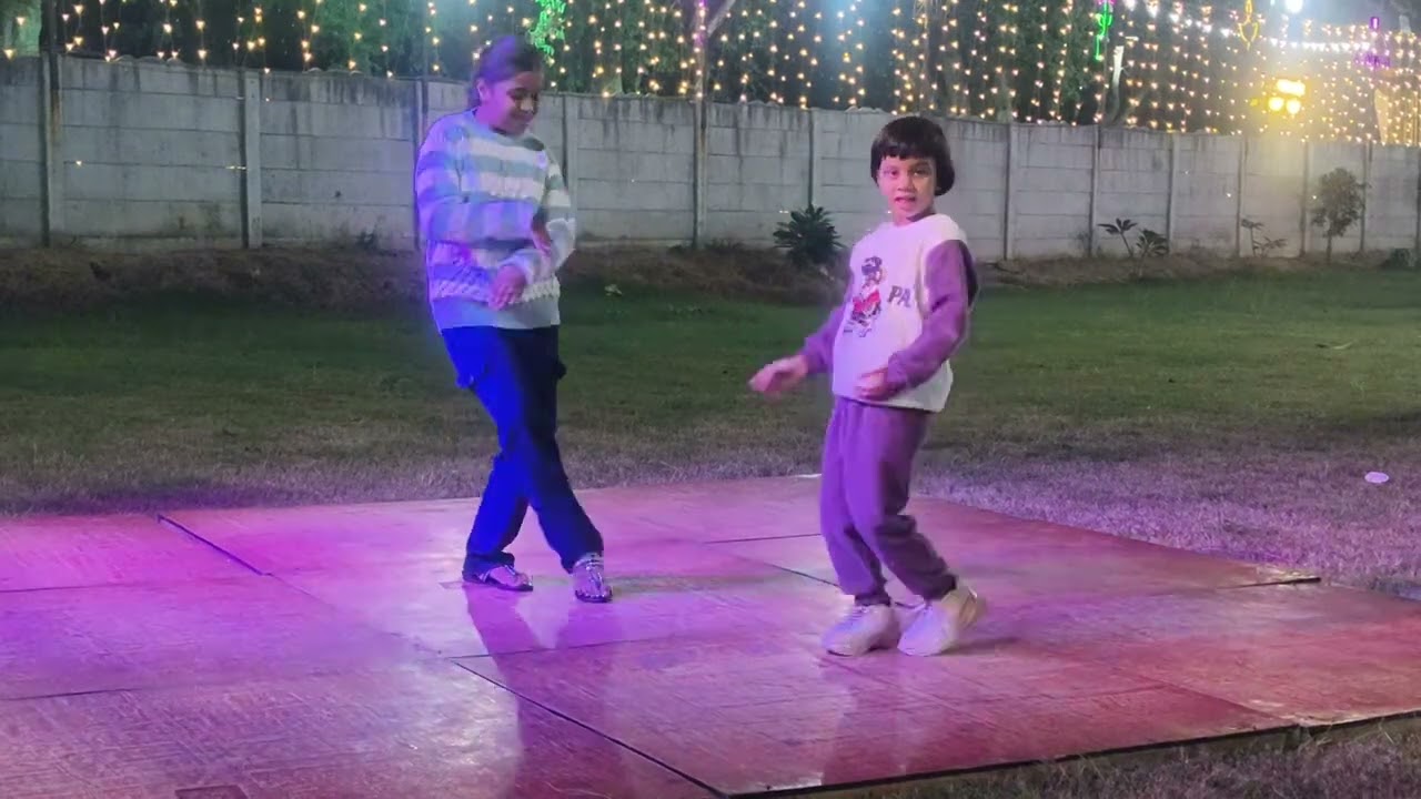 MAI GAYI WEDDING CELEBRATION 🎉🎊 MAIN AUR VAHA MAINE KIYA DANCE 🪩🪩