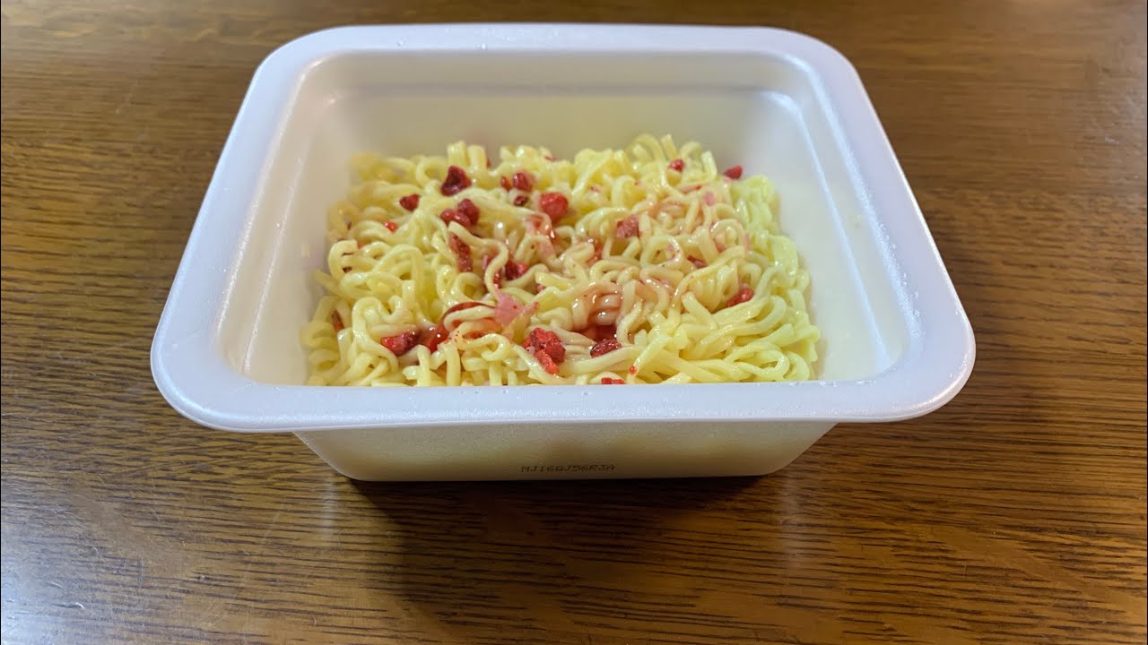 一平ちゃん ショートケーキ味を食べたら意外に美味しかった