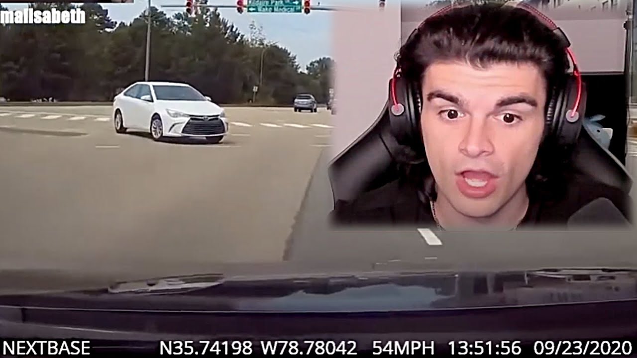 Foolish Reacts to Idiots Driving In Cars!