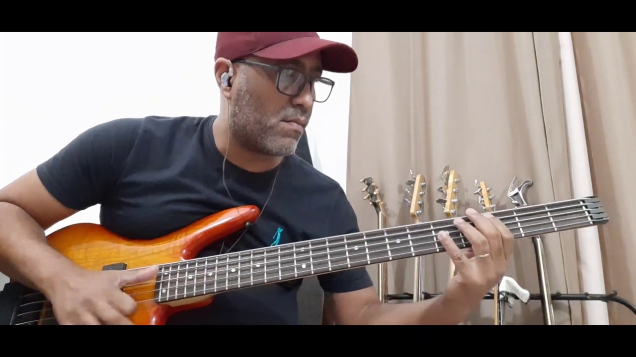 Vineyard - Santo (Holy) - Bass Cover
