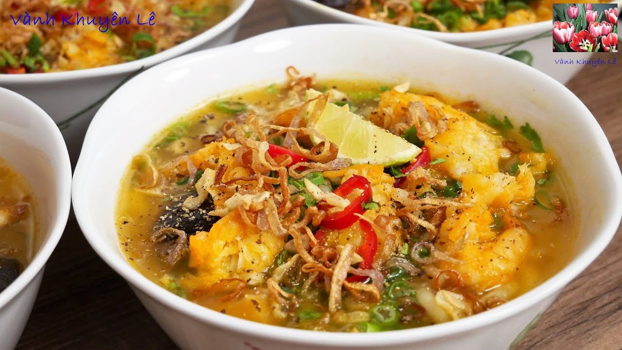 BÁNH CANH CUA - Bí quyết Bánh Canh Cua không cần Cua, Cách làm Bánh Canh dai mềm ngon by Vanh Khuyen