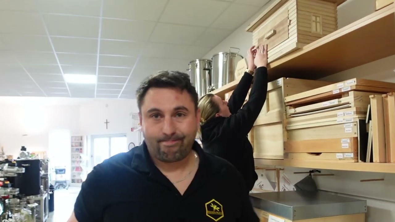 Jupp beim Bienen Ruck