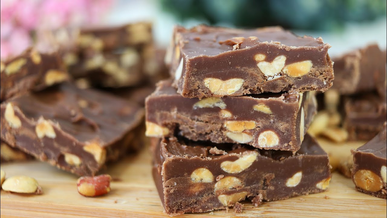 DOCINHO DE CHOCOLATE COM AMENDOIM - SUPER FÁCIL E DELICIOSO - COMBINAÇÃO PERFEITA - DIKA DA NAKA