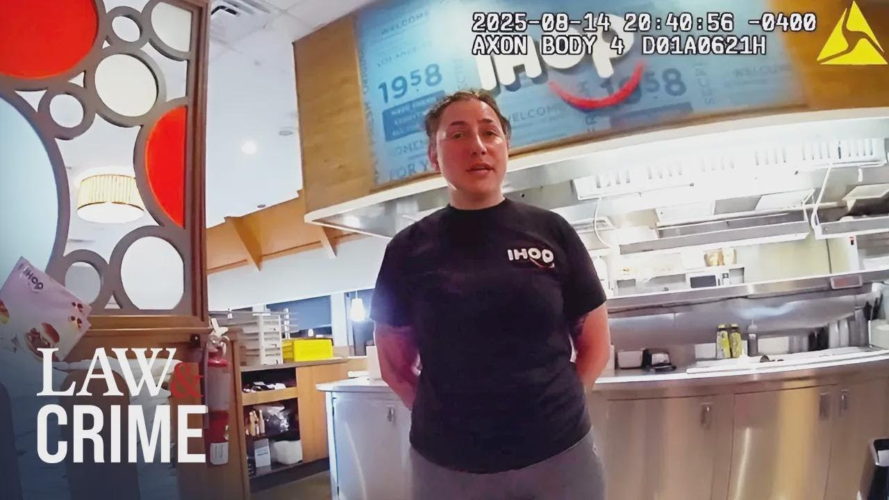 Garçonete do IHOP perde o controle e apalpa cliente, segundo polícia