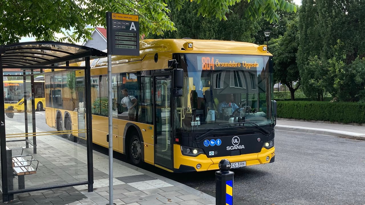 Bus ride linje 804 från Skolsta till Uppsala Depå Fyrislund