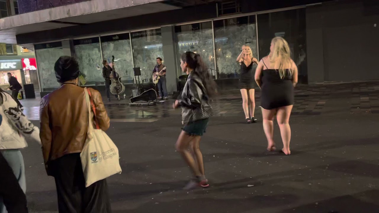 Street Dancing 1am💃🏻💃🏻 Glasgow