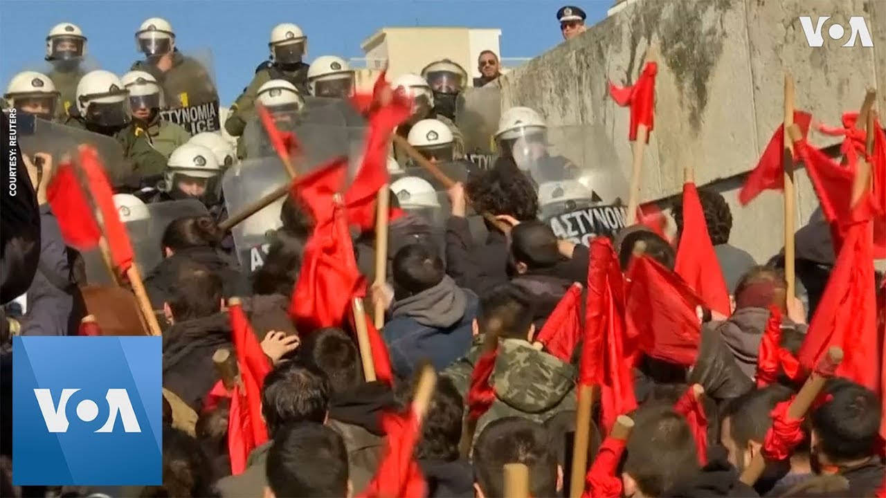 Students and Police Clash in Athens as Teachers Protest Reforms