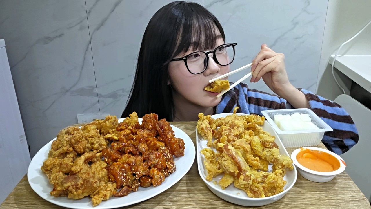 [ASMR] 🍗 바삭바삭 치킨 & 닭껍질튀김 먹방 소리 🍖 Crispy Chicken & Chicken Skin Crunch ASMR